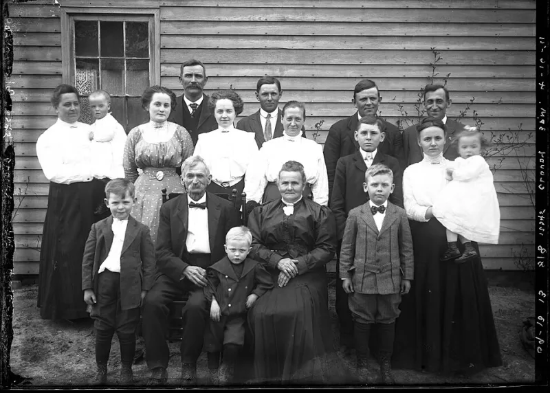 One Dress, Three Weddings, and a Baptism: The Texas Family Who Refuses to Let Clothes Retire
